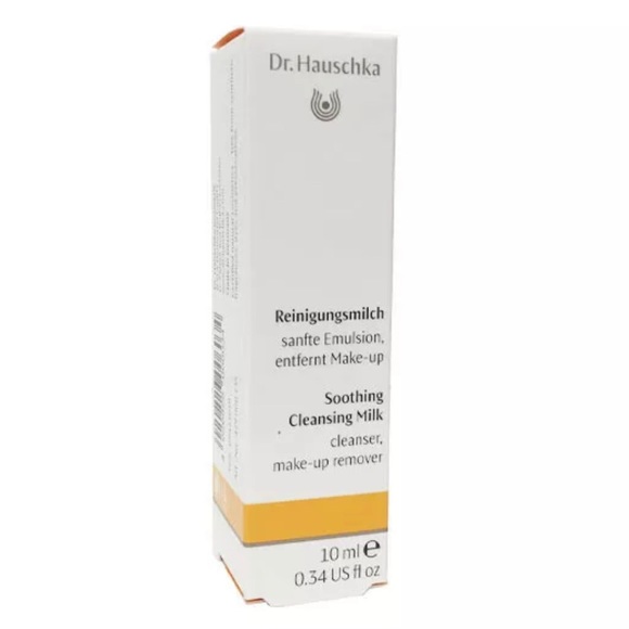 Dr. Hauschka Organic Soothing Cleansing Milk - Picture 4 of 5